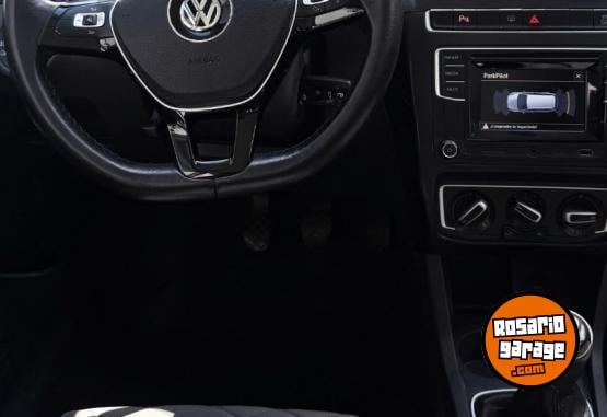Autos - Volkswagen SURAN HIGHLINE 1.6 2017 Nafta 113000Km - En Venta