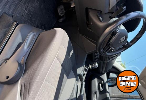 Camionetas - Volkswagen Amarok Confortline 2020 Diesel 100000Km - En Venta
