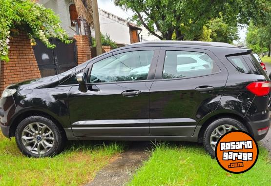 Camionetas - Ford Ecosport Freestyle 2016 GNC 180000Km - En Venta