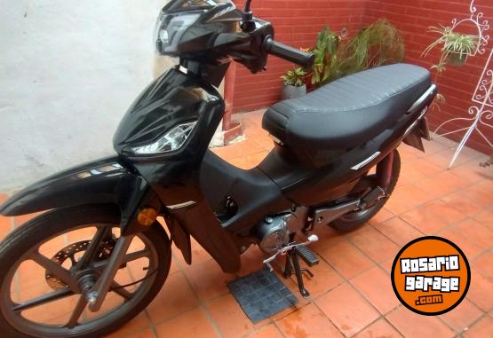 Motos - Motomel Blitz plus 2026 Nafta 3600Km - En Venta