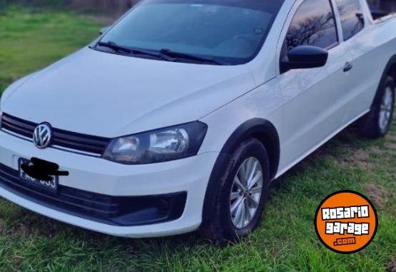 Utilitarios - Volkswagen Saveiro doble cabina 2015 Nafta 140000Km - En Venta