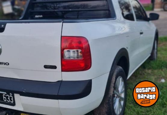 Utilitarios - Volkswagen Saveiro doble cabina 2015 Nafta 140000Km - En Venta