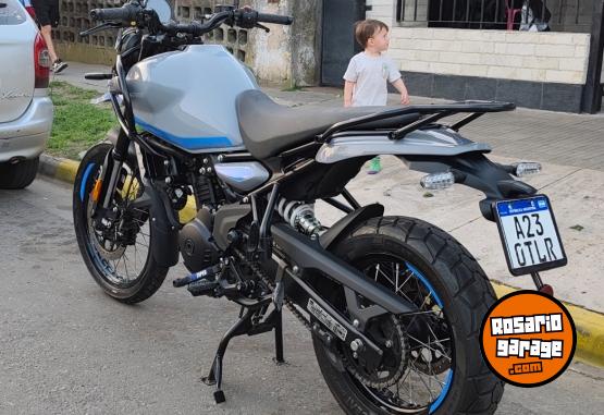 Motos - Royal Enfield Himalayan 450 2025 Nafta 6700Km - En Venta