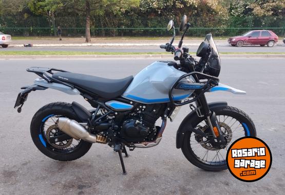 Motos - Royal Enfield Himalayan 450 2025 Nafta 6700Km - En Venta