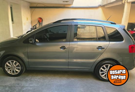 Autos - Volkswagen Suran 2014 Nafta 87500Km - En Venta