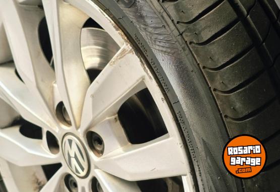 Autos - Volkswagen Suran 2014 Nafta 87500Km - En Venta