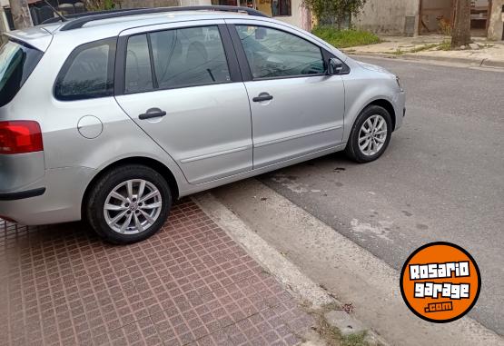 Autos - Volkswagen SURAN 2012 Nafta 1111Km - En Venta