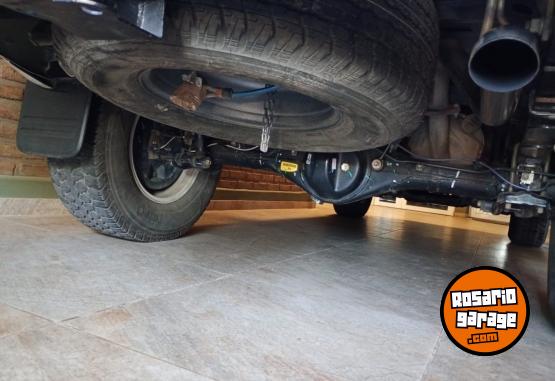 Camionetas - Toyota Hilux Srv 4x2 2011 Diesel 179600Km - En Venta