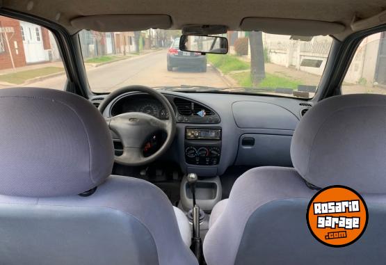 Autos - Ford Fiesta 1997 Nafta 230000Km - En Venta