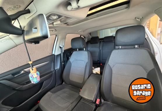 Autos - Volkswagen Passat 2012 Nafta 130000Km - En Venta