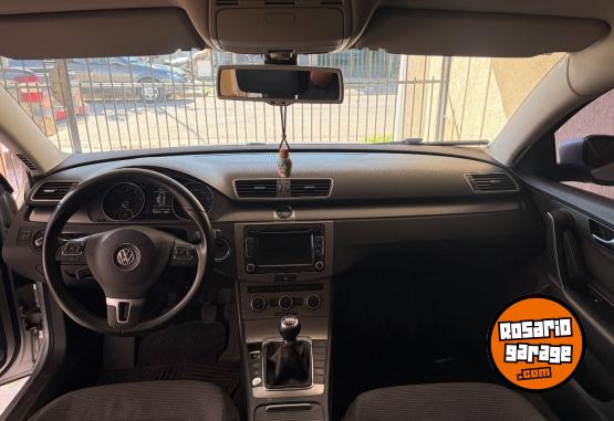 Autos - Volkswagen Passat 2012 Nafta 130000Km - En Venta