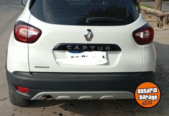 Autos - Renault Captur ZEN 2017 Nafta 58000Km - En Venta