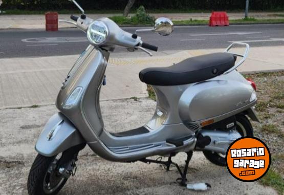 Motos - Vespa Vxl 150 inyección abs led 2024 Nafta 14500Km - En Venta