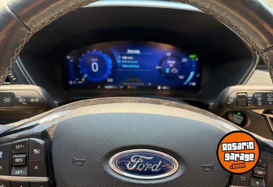 Autos - Ford KUGA TITANIUM AWD 2022 Electrico / Hibrido 87800Km - En Venta