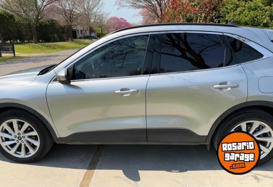 Autos - Ford KUGA TITANIUM AWD 2022 Electrico / Hibrido 87800Km - En Venta
