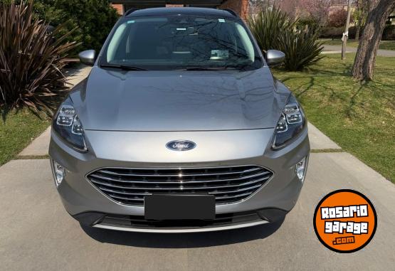 Autos - Ford KUGA TITANIUM AWD 2022 Electrico / Hibrido 87800Km - En Venta