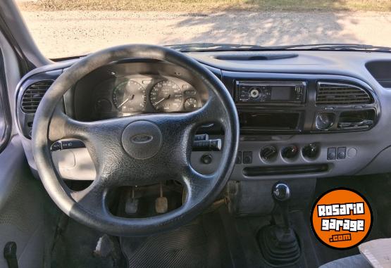 Utilitarios - Ford Transit 2.5 diesel 1997 Diesel 42000Km - En Venta