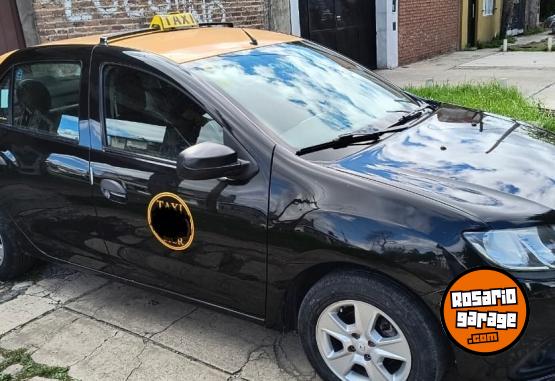 Autos - Renault Logan 2017 Nafta 250000Km - En Venta