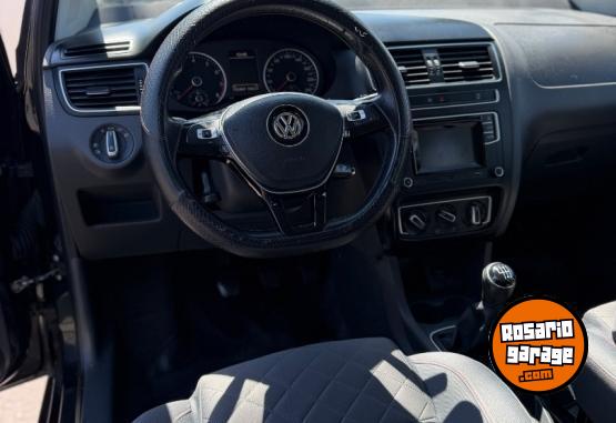 Autos - Volkswagen Suran 2017 Nafta 131000Km - En Venta