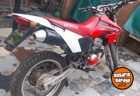 Motos - Honda Tornado 2013 Nafta 25000Km - En Venta