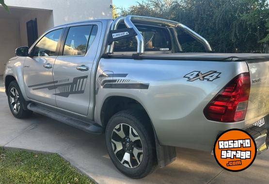 Camionetas - Toyota Hilux 2019 Diesel 94000Km - En Venta