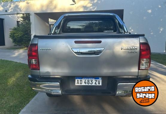 Camionetas - Toyota Hilux 2019 Diesel 94000Km - En Venta