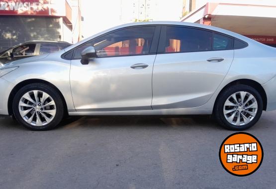 Autos - Chevrolet Cruze turbo 2016 Nafta 140000Km - En Venta