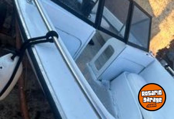 Embarcaciones - Vendo lancha 4.60mt resuelvo de contado - En Venta