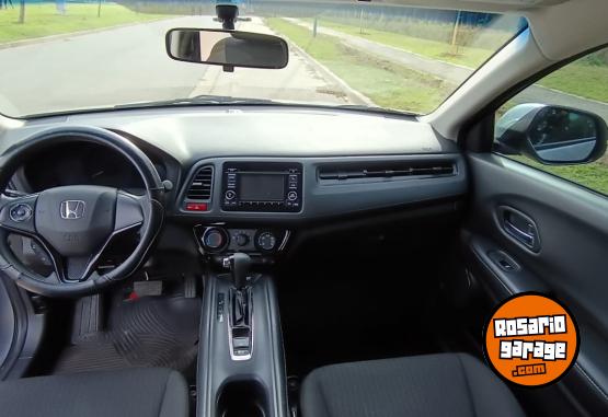 Autos - Honda HRV LX 2017 Nafta 99000Km - En Venta
