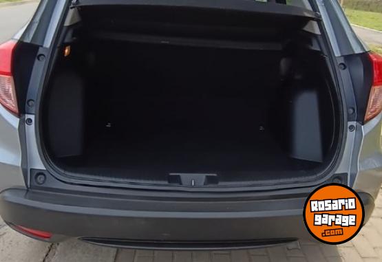 Autos - Honda HRV LX 2017 Nafta 99000Km - En Venta