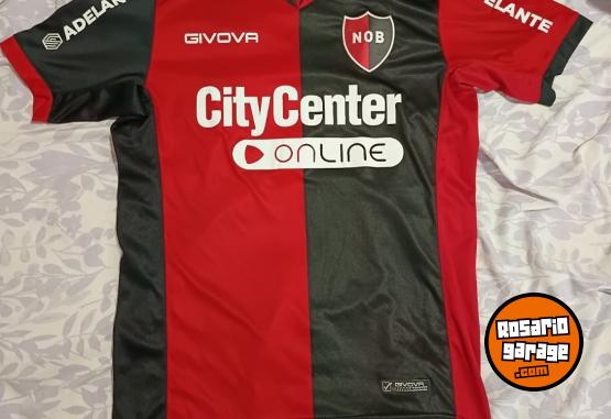 Indumentaria - Camiseta de Newell's dama Talle M ORIGINAL - En Venta