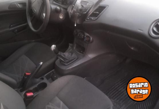 Autos - Ford Fiesta 2015 Nafta 111111Km - En Venta