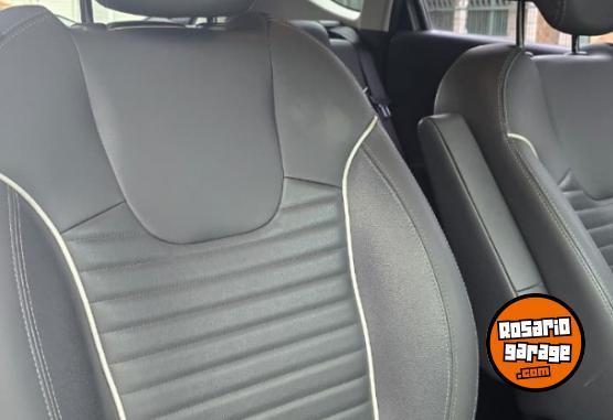 Autos - Renault Captur 2018 Nafta 125000Km - En Venta