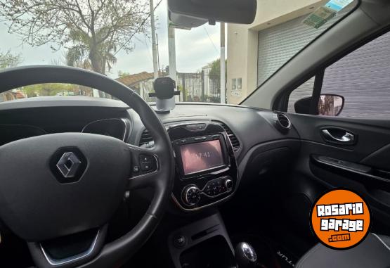 Autos - Renault Captur 2018 Nafta 125000Km - En Venta
