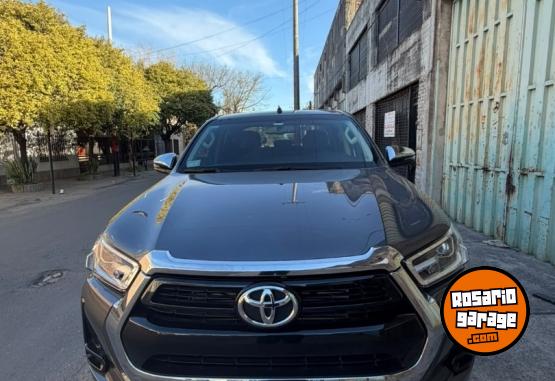 Camionetas - Toyota SRX 4X4 AUTOMATICA 2026 Diesel 6900Km - En Venta