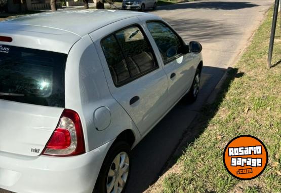 Autos - Renault Clio Confort plus 2014 Nafta 145000Km - En Venta