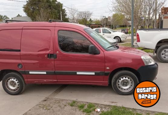 Utilitarios - Peugeot Partner confort 2013 GNC 273000Km - En Venta