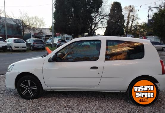 Autos - Renault CLIO PALIO CELTA UNO ka 2015 Nafta 120000Km - En Venta