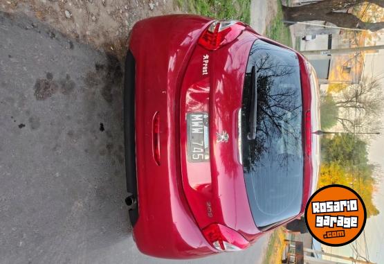 Autos - Peugeot 208 allure touchscreen 2013 Nafta 96000Km - En Venta
