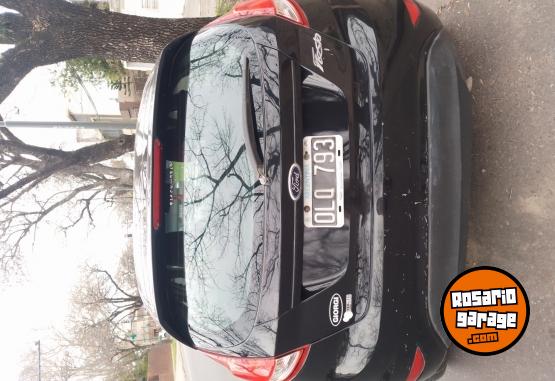 Autos - Ford Fiesta Kinteick 2014 GNC 150000Km - En Venta