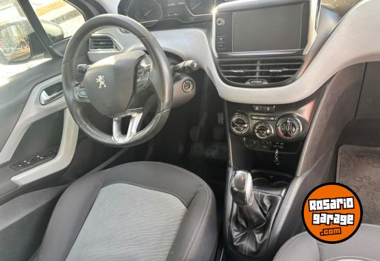 Autos - Peugeot 208 Allure Touch Screen 2014 Nafta 165000Km - En Venta