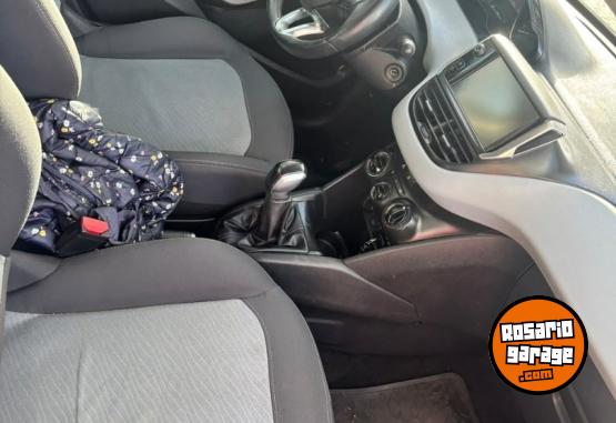 Autos - Peugeot 208 Allure Touch Screen 2014 Nafta 165000Km - En Venta