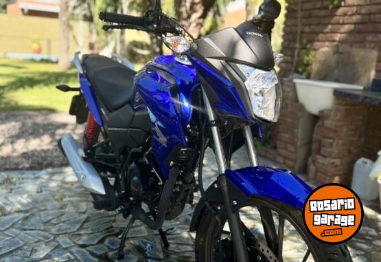 Motos - Honda CB twister 125 2023 Nafta 11000Km - En Venta