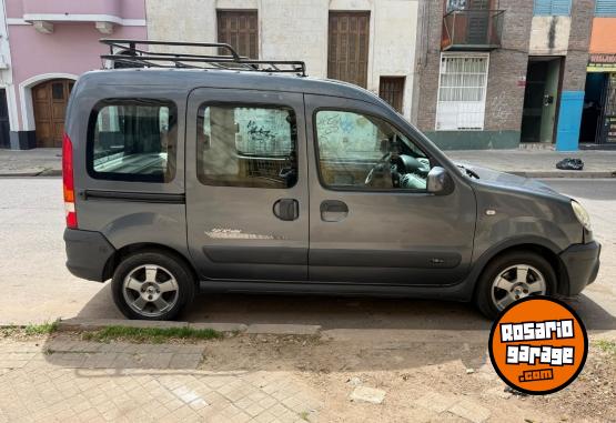 Utilitarios - Renault Kangoo 2012 GNC 155000Km - En Venta