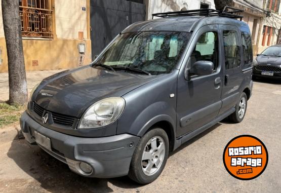 Utilitarios - Renault Kangoo 2012 GNC 155000Km - En Venta