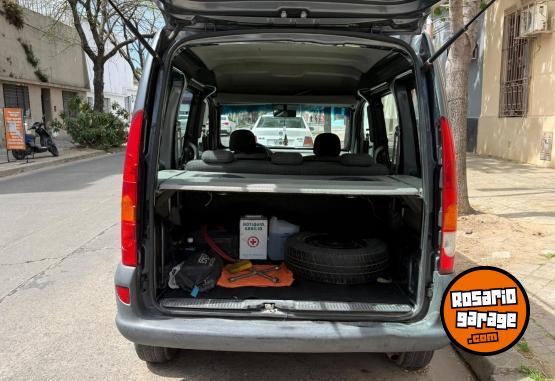 Utilitarios - Renault Kangoo 2012 GNC 155000Km - En Venta