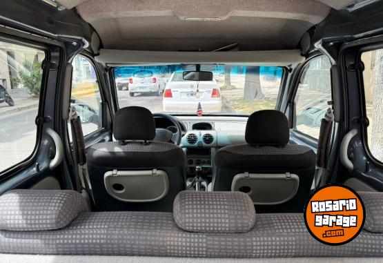 Utilitarios - Renault Kangoo 2012 GNC 155000Km - En Venta