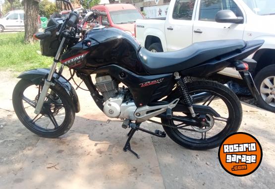 Motos - Honda Tit�n 2017 Nafta 20000Km - En Venta