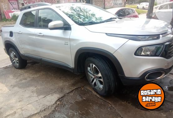 Camionetas - Fiat Toro 2016 Diesel 250000Km - En Venta