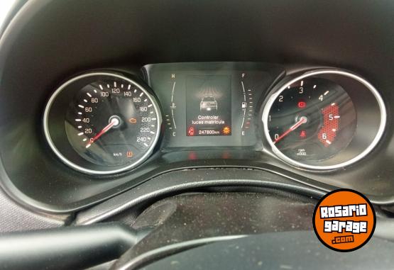 Camionetas - Fiat Toro 2016 Diesel 250000Km - En Venta